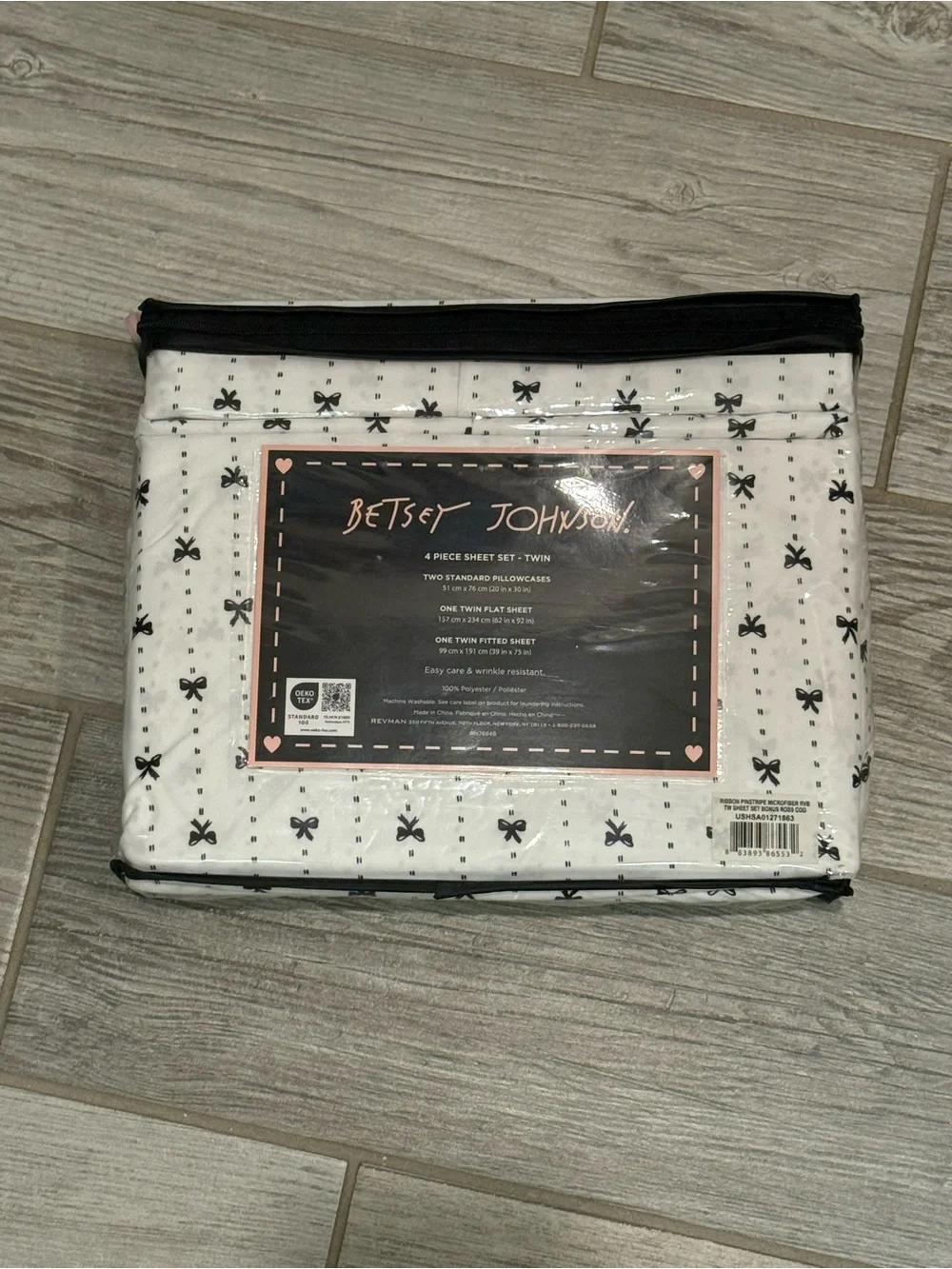 Betsey Johnson White Twin Sheet Set with Black Bows